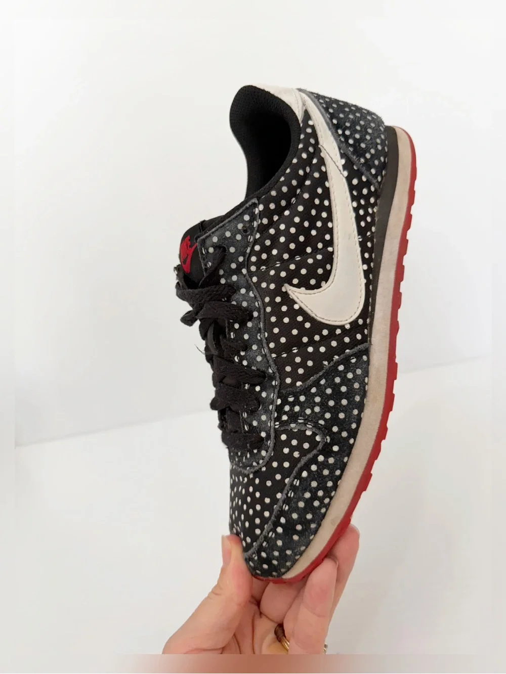 Nike Genicco Women's Black Polka Dot Sneakers with White Swoosh  - 7.5